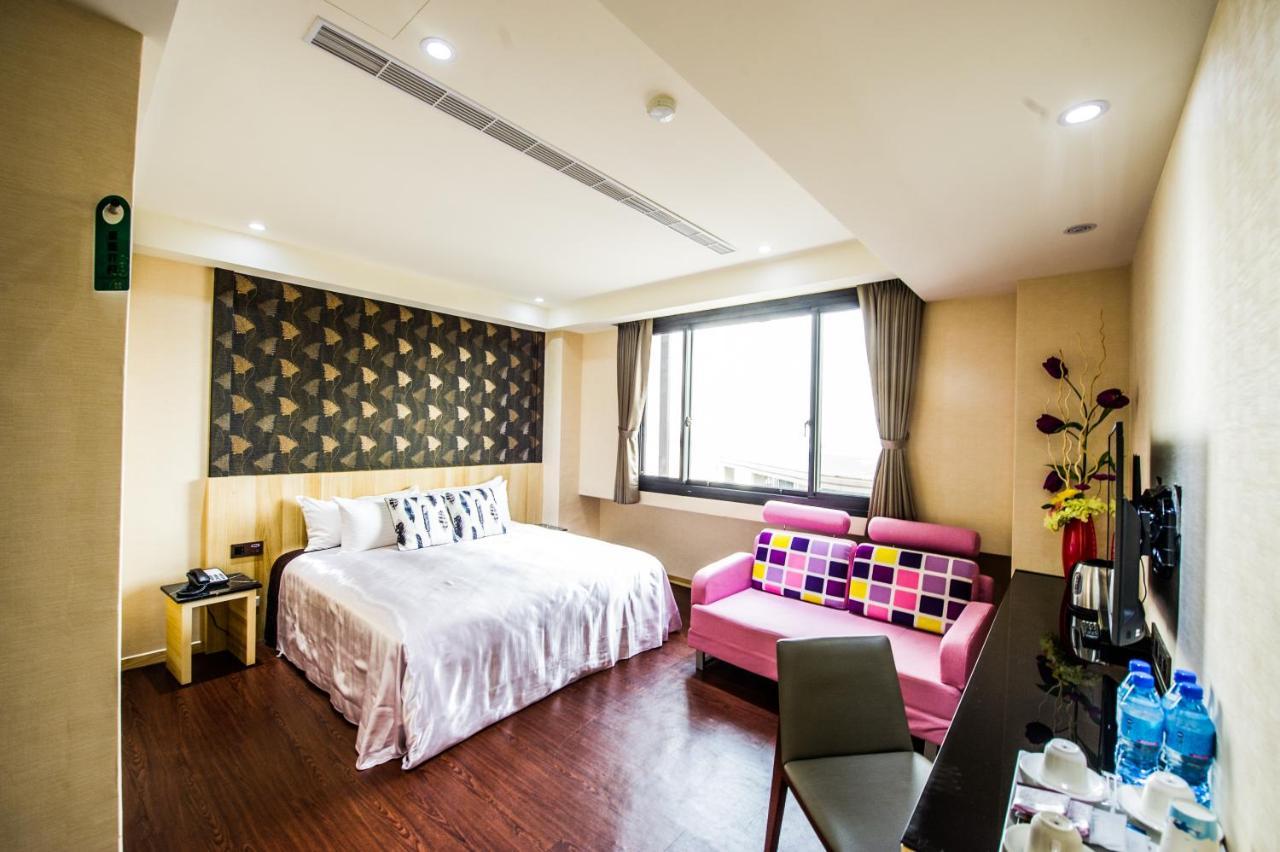 Red Hotel Yuanlin Extérieur photo